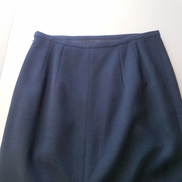 Michael Kors | Classic Midi‎ Skirt, size 10 - Picture 5 of 11